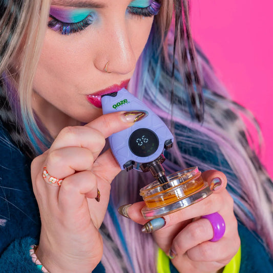 Ooze Hover Concentrate Vaporizer 650mAh – Lilac Smoke